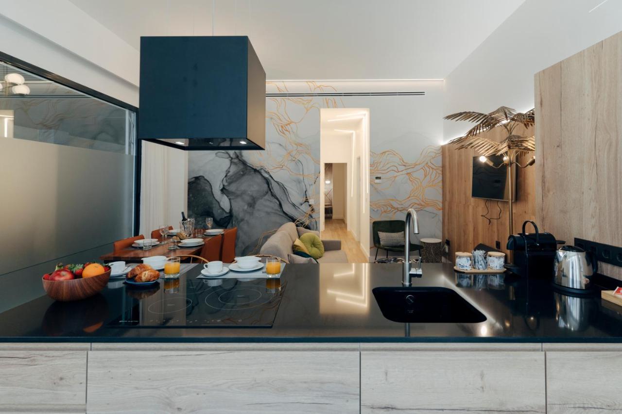 Galmen Suites Sevilla Exteriör bild
